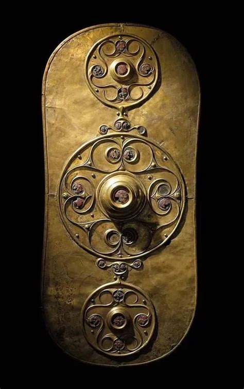 battersea offerings to water swords|Wonders of the Deep: Bronze Age Finds from the River Thames .